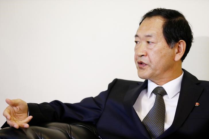 © Reuters. Embaixador da Coreia do Norte na ONU, Han Tae Song, durante entrevista com a Reuters em Genebra, na Suíça