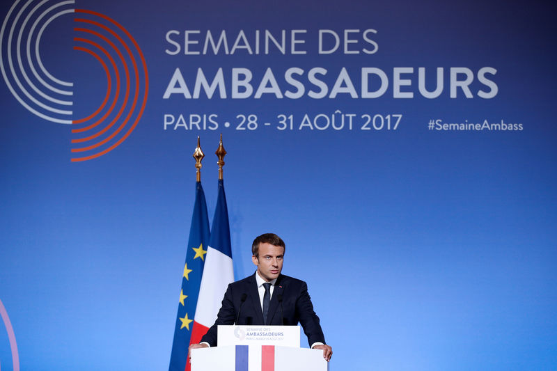 © Reuters. MACRON FAIT DE LA LUTTE CONTRE LE TERRORISME SA PRIORITÉ DIPLOMATIQUE