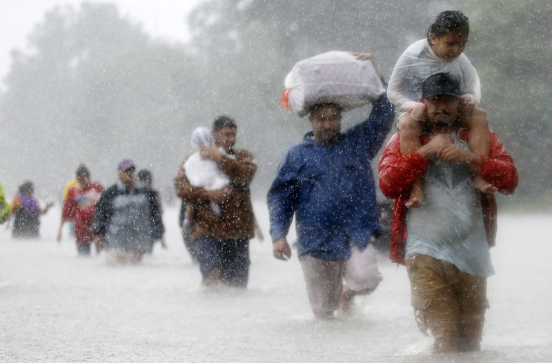 © Reuters. Trump visita el devastado estado de Texas para evaluar la respuesta a Harvey