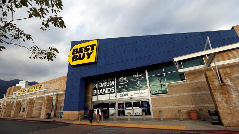 © Reuters. Магазин Best Buy в Пасадене