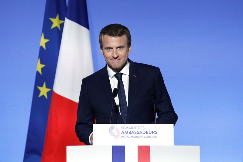 © Reuters. Presidente francês, Emmanuel Macron, discursa durante encontro com embaixadores no Palácio do Eliseu, em Paris