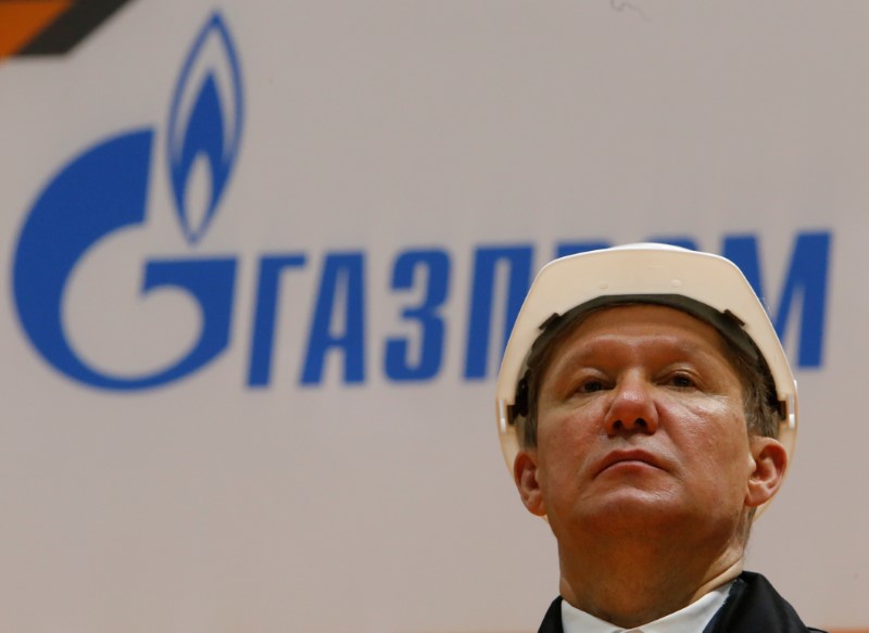 © Reuters. Gazprom's CEO Miller attends and a ceremony marking the start of the production of large-diameter pipes for Gazprom, at Zagorsk Pipe Plant outside Moscow