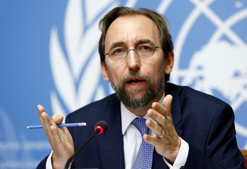 © Reuters. Alto comissário da ONU para direitos humanos, Zeid Ra'ad al-Hussein, durante coletiva de imprensa em Genebra, na Suíça