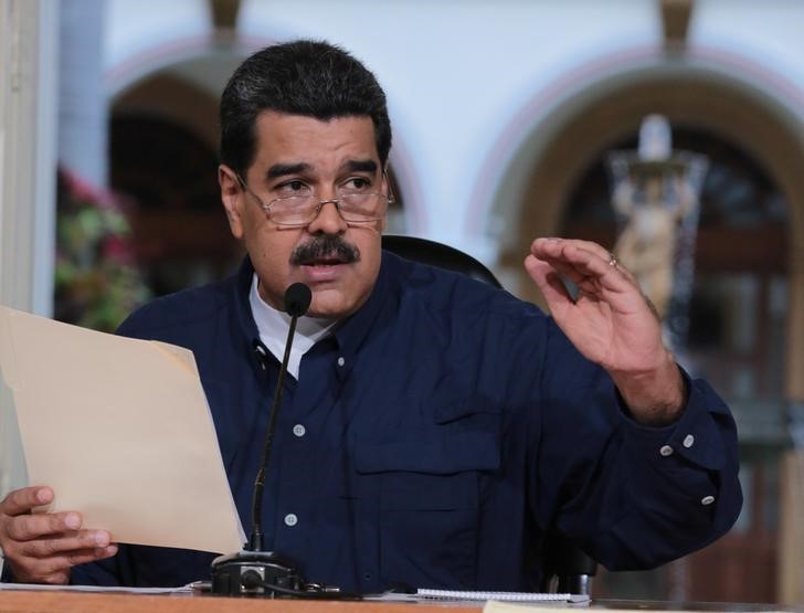 © Reuters. Presidente da Venezuela, Nicolás Maduro, durante reunião no Palácio de Miraflores, em Caracas