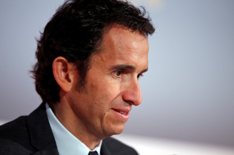 © Reuters. FILE PHOTO - Alexandre Bompard, attends the company's 2015 annual results presentation in Paris