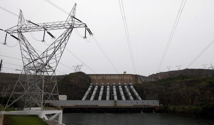 © Reuters. Vista da usina hidrelétrica de Furnas em Minas Gerais