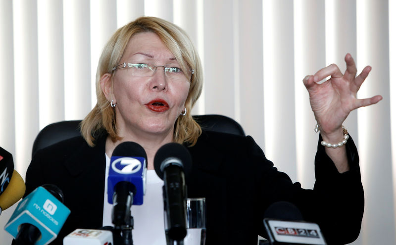 © Reuters. Ex-procuradora-geral da Venezuela, Luisa Ortega Diaz, fala durante entrevista coletiva em San Jose, Costa Rica