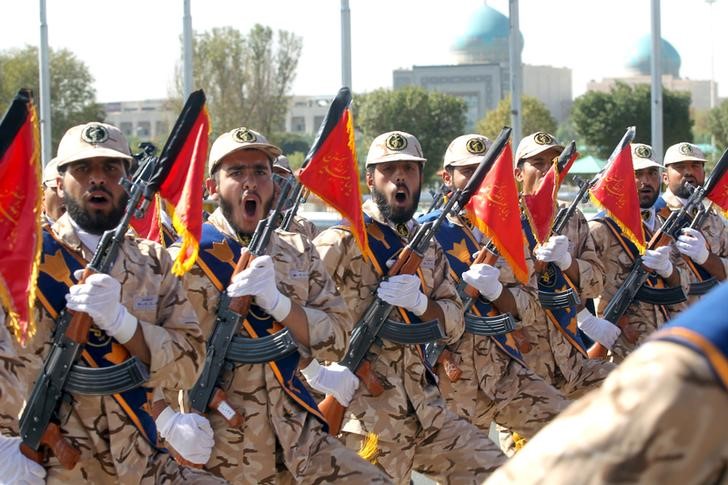 © Reuters. رئيس أركان الجيش: من غير المرجح أن يهاجم الأعداء إيران