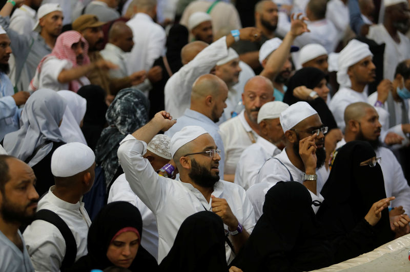 © Reuters. قلق بين الحجاج بشأن سياسات ترامب تجاه المسلمين