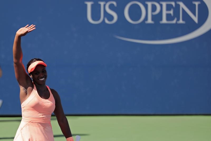 © Reuters. ستيفنز ببساطة تشعر بالسعادة لمجرد خوض منافسات التنس
