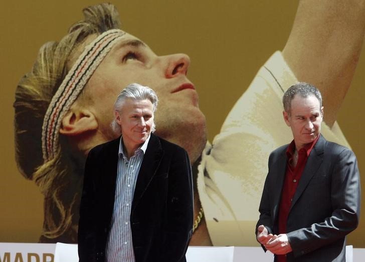 © Reuters. Una película sobre la rivalidad de las leyendas del tenis Borg y McEnroe se estrena en Estocolmo
