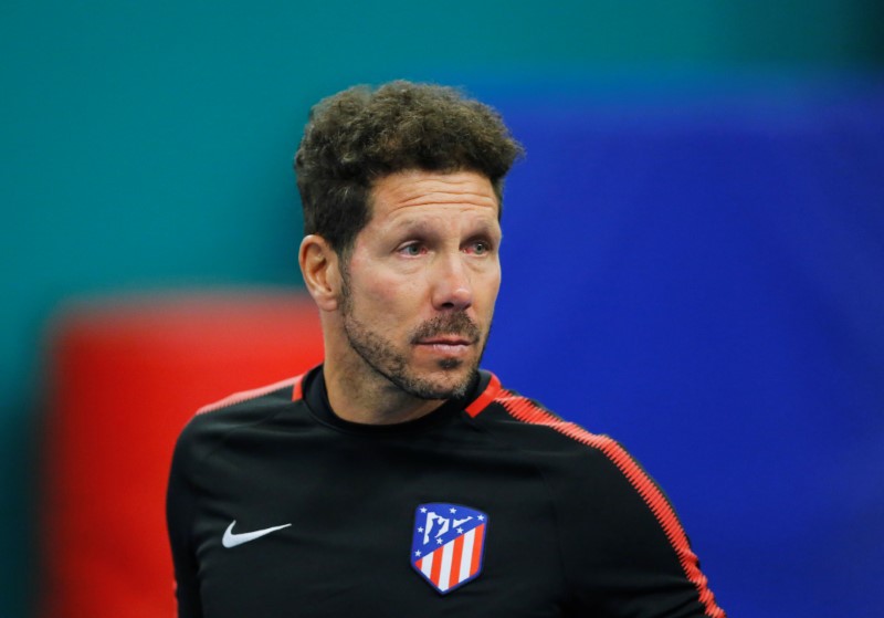 © Reuters. Football Soccer - Atletico Madrid - Training - International Friendly