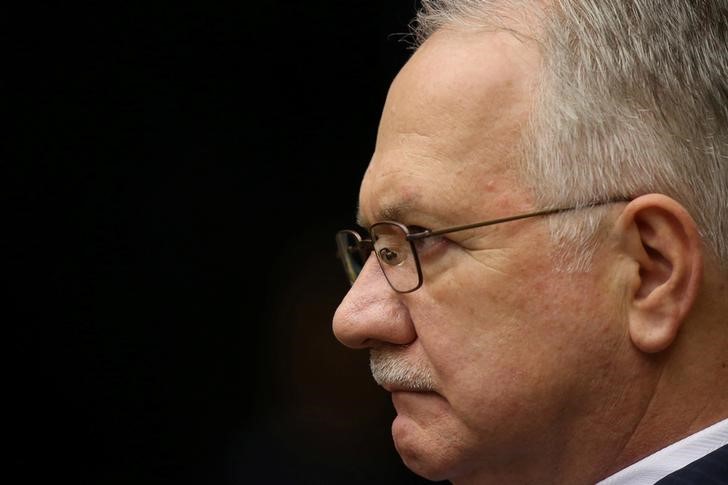 © Reuters. Ministro Edson Fachin durante sessão do Supremo Tribunal Federal em Brasília