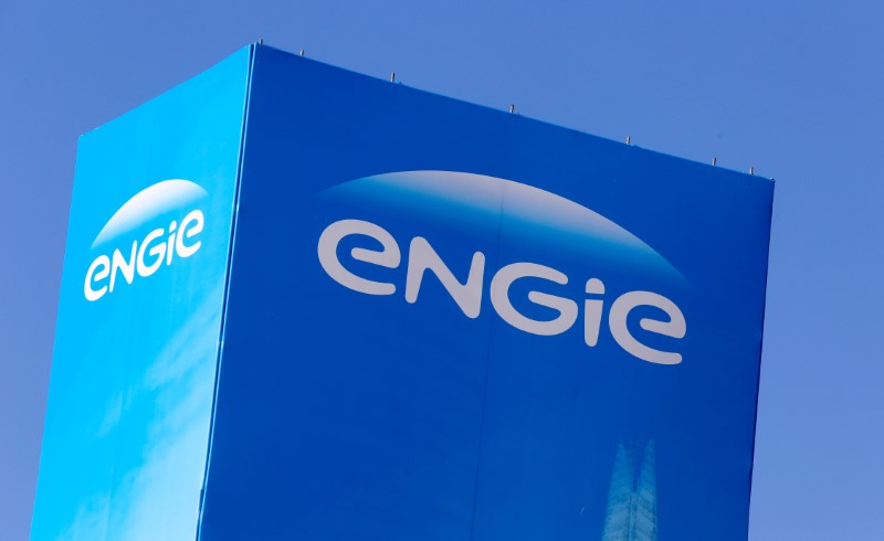 © Reuters. FILE PHOTO - The logo of French gas and power group Engie is seen at the CRIGEN, the Engie Group research and operational expertise center, in Saint-Denis near Paris