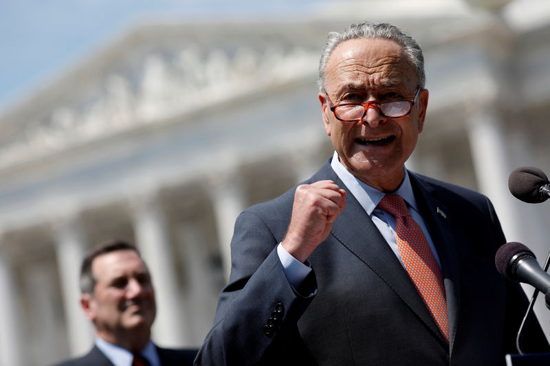 © Reuters. Senate Minority Leader Chuck Schumer speaks during a press conference for the Democrats' new economic agenda on Capitol Hill in Washington