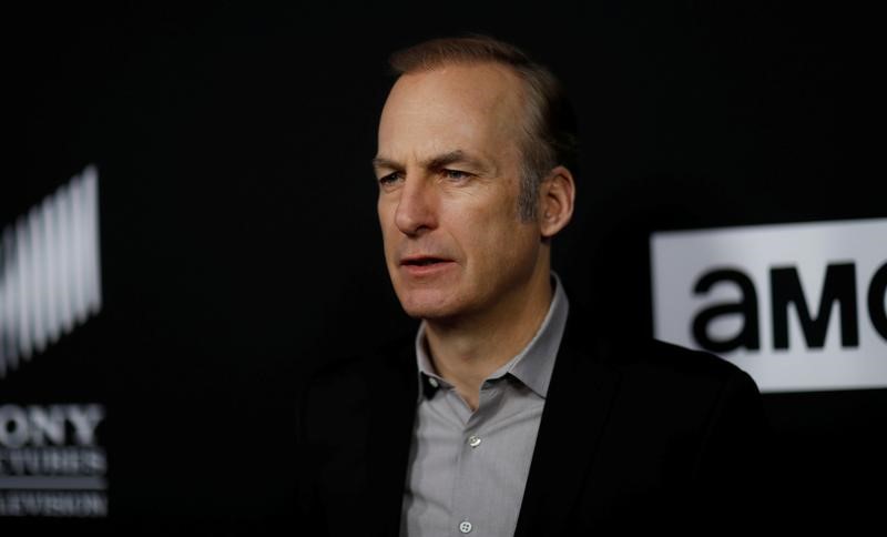© Reuters. Cast member Odenkirk poses at the premiere for season 3 of the television series "Better Call Saul" in Culver City