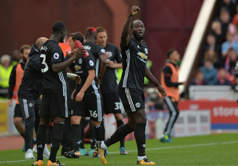 © Reuters. Premier League - Stoke City vs Manchester United