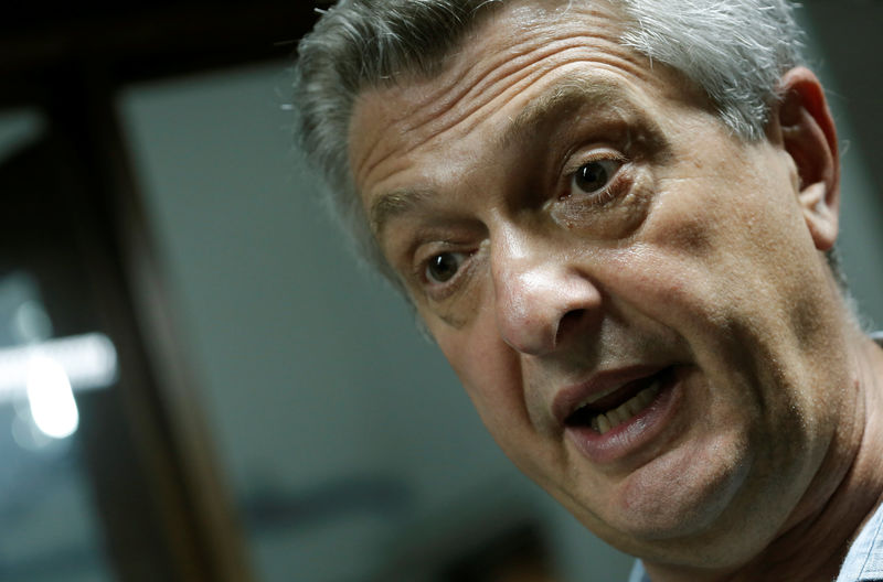 © Reuters. U.N. High Commissioner for Refugees (UNHCR) Filippo Grandi speaks during a news conference in San Jose