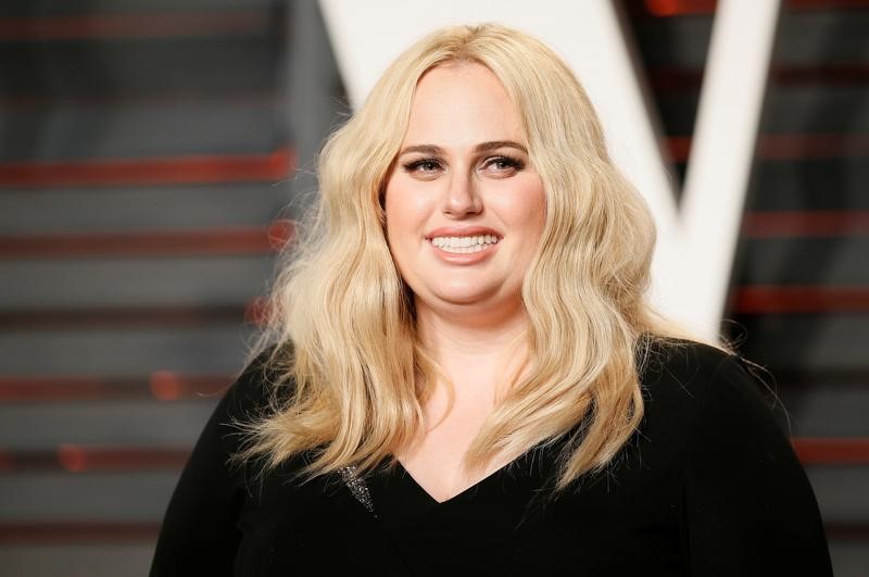 © Reuters. Actress Rebel Wilson arrives at the Vanity Fair Oscar Party in Beverly Hills