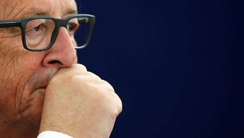 © Reuters. La UE debería reforzar normas para frenar vetos a reformas fiscales, dice Juncker
