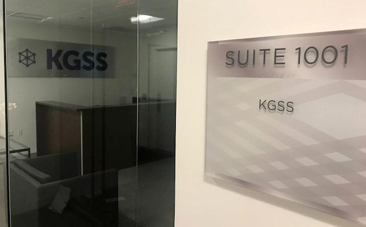 © Reuters. The empty offices of KGSS, a subsidiary of Kaspersky Lab North America, sit closed and empty in Arlington, Virginia