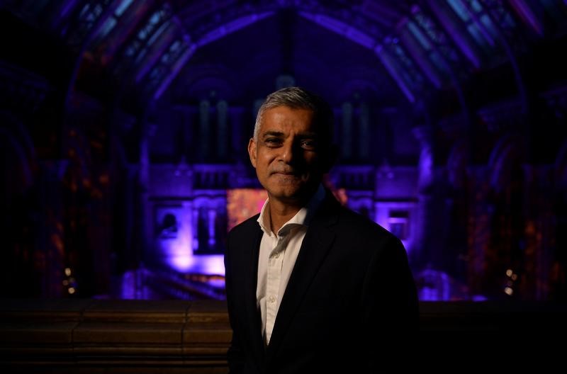 © Reuters. The mayor of London Sadiq Khan speaks at the launch of the city's Autumn Season of Culture at the Natural History Museum in London