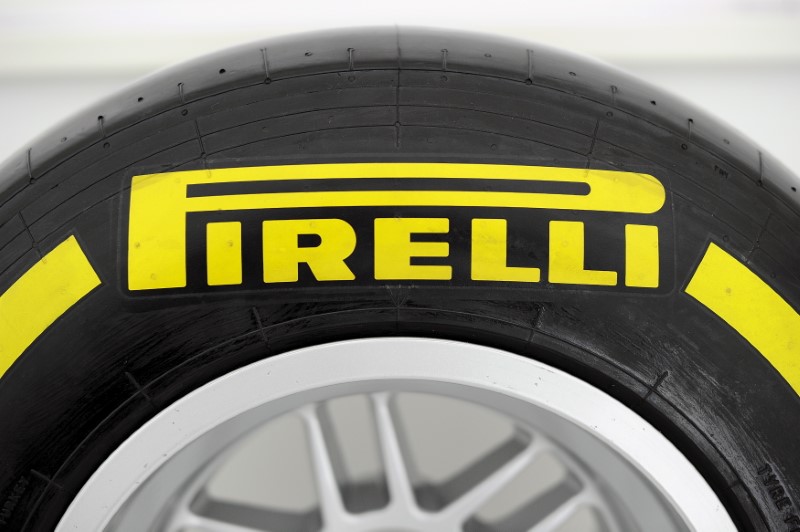 © Reuters. A Pirelli's tyre is pictured at the headquarters in Milan