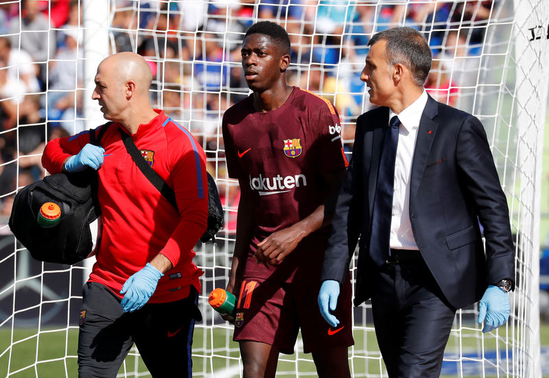 © Reuters. Dembelé, el fichaje estrella del Barça, estará de baja hasta cuatro meses