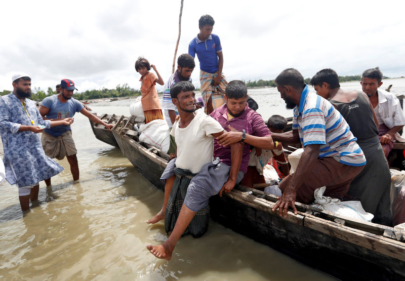 © Reuters. Refugiados rohinyá hablan de nuevos actos de violencia; ONG insta a sanciones contra Birmania
