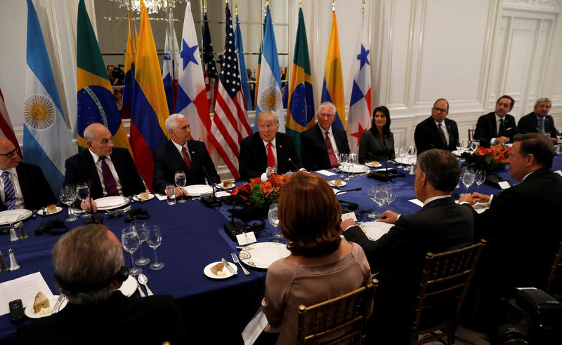 © Reuters. Trump pide una pronta restauración democrática en Venezuela