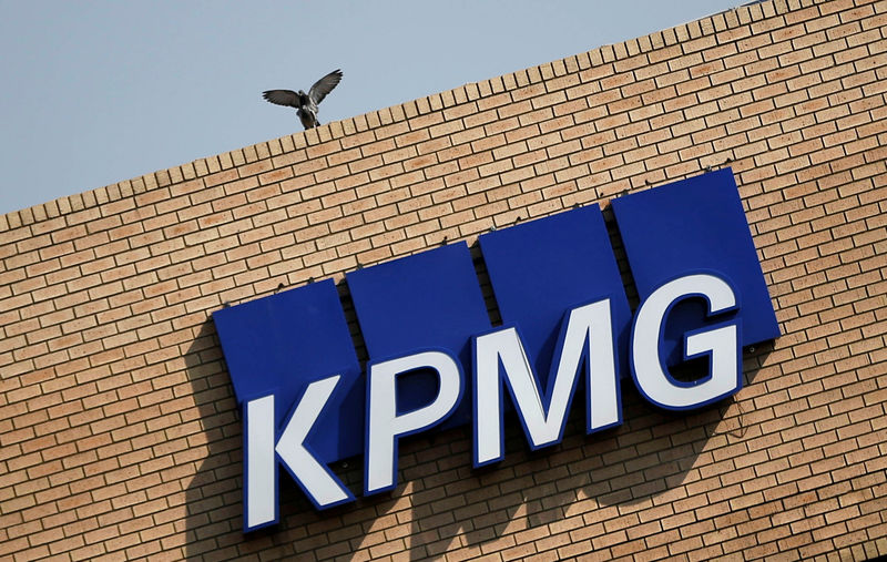 © Reuters. The KPMG logo is seen at the company's head offices in Parktown, Johannesburg