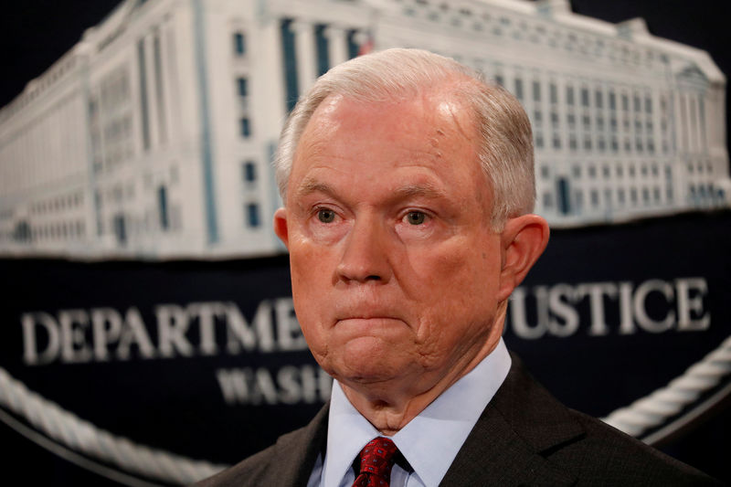 © Reuters. FILE PHOTO: U.S. Attorney General Jeff Sessions during a news conference at the Justice Department in Washington