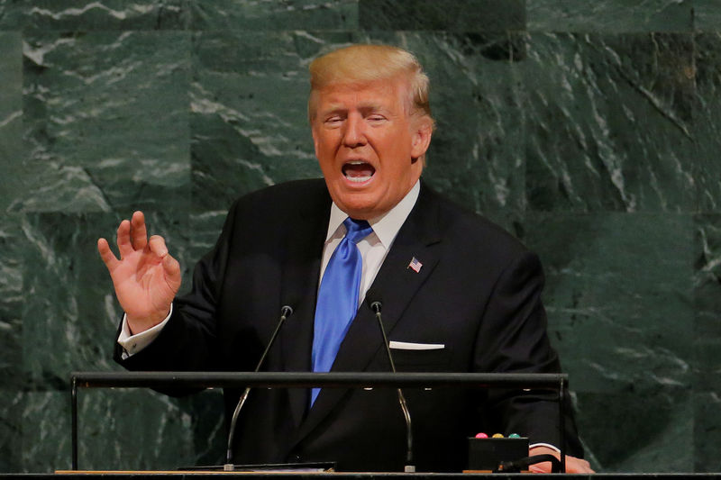 © Reuters. El presidente de Estados Unidos, Donald Trump, dando un discurso frente a la Asamblea General de Naciones Unidas en Nueva York
