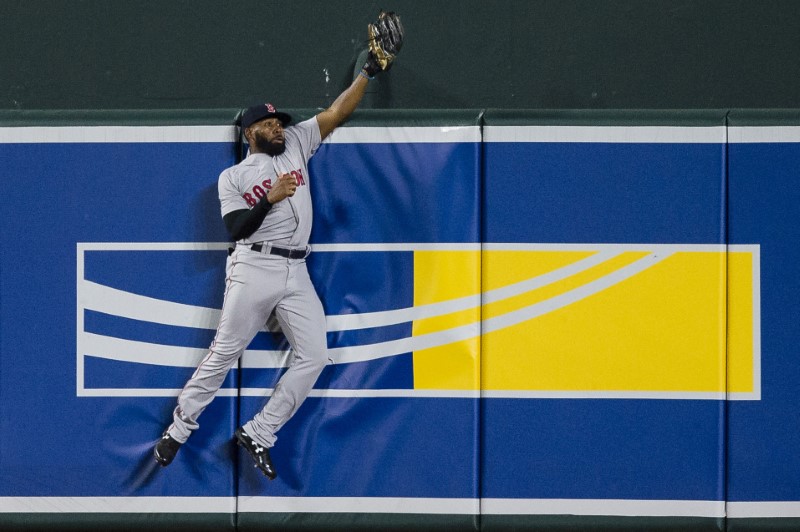 © Reuters. MLB: Boston Red Sox at Baltimore Orioles