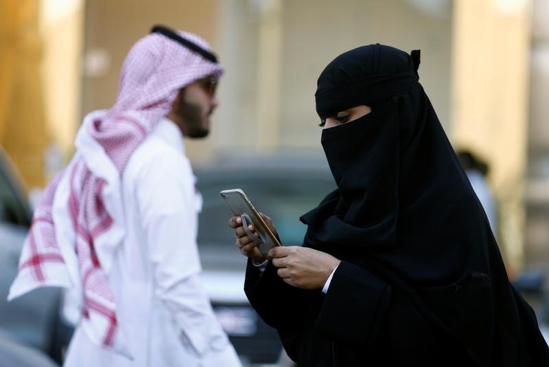 © Reuters. السعودية تعلن رفع الحجب عن تطبيقات الاتصالات عبر الإنترنت
