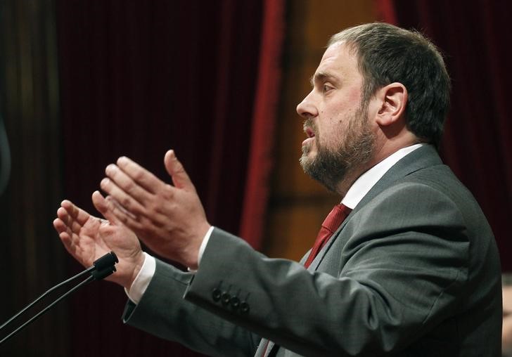 © Reuters. Vice-presidente catalão, Oriol Junqueras, durante sessão do Parlamento da Catalunha, em Barcelona