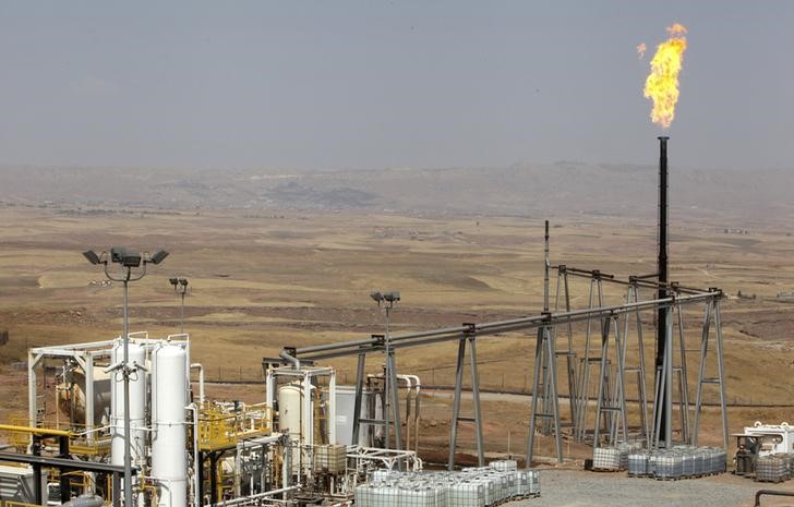 © Reuters. Завод на нефтяном месторождении Taq Taq на территории иракских курдов