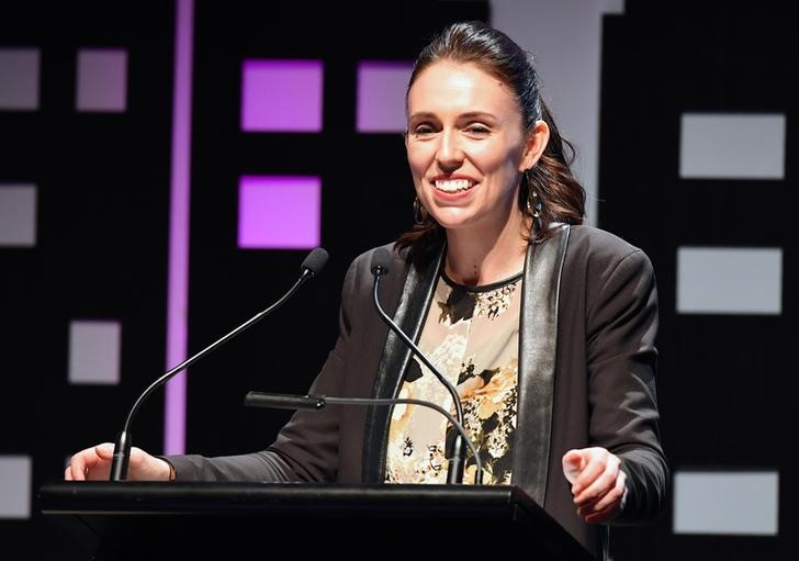 © Reuters. New Zealand's new opposition Labour party leader, Jacinda Ardern, speaks during an event held ahead of the national election at the Te Papa Museum in Wellington
