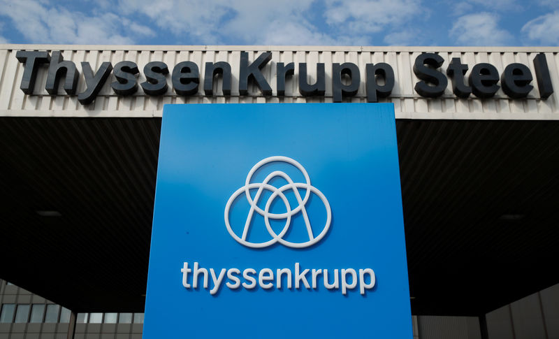 © Reuters. The logo of Thyssen Krupp AG is pictured at the gate one of the ThyssenKrupp steel plant in Duisburg