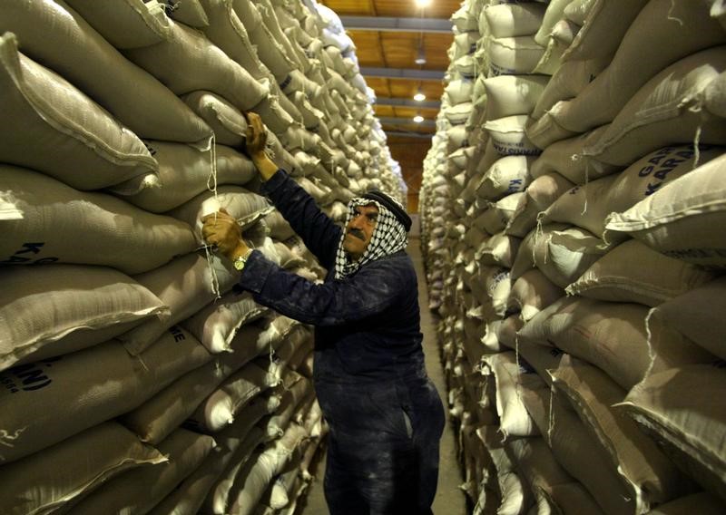 © Reuters. مصدر: الأردن يريد شراء 100 ألف طن قمحا في مناقصة جديدة