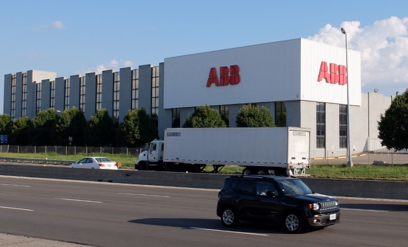 © Reuters. ABB RACHÈTE LES SOLUTIONS INDUSTRIELLES DE GE POUR 2,6 MILLIARDS DE DOLLARS