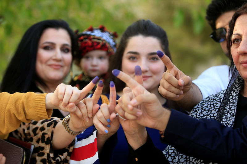 © Reuters. Los kurdos desafían amenazas con alta participación en referéndum de independencia