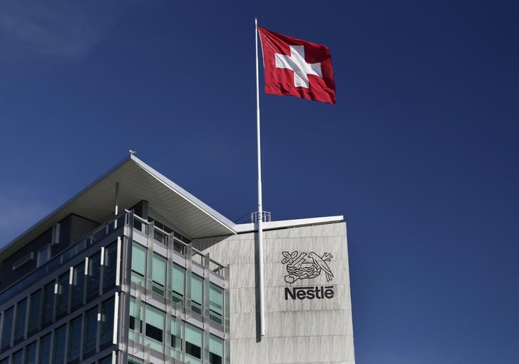 © Reuters. Nestlé fija objetivo de margen, acelerará recompra acciones