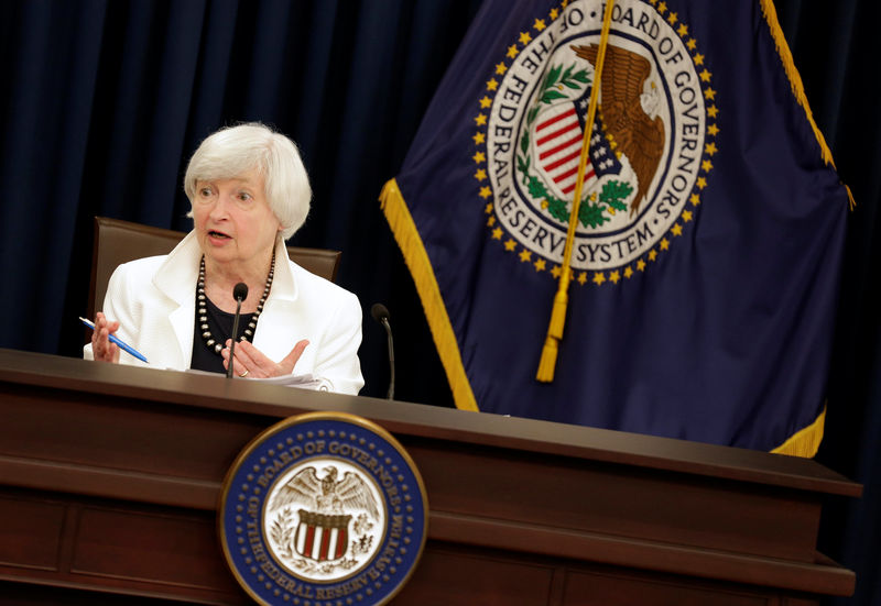 © Reuters. Federal Reserve Chairman Janet Yellen speaks during a news conference after a two-day Federal Open Markets Committee (FOMC) policy meeting in Washington