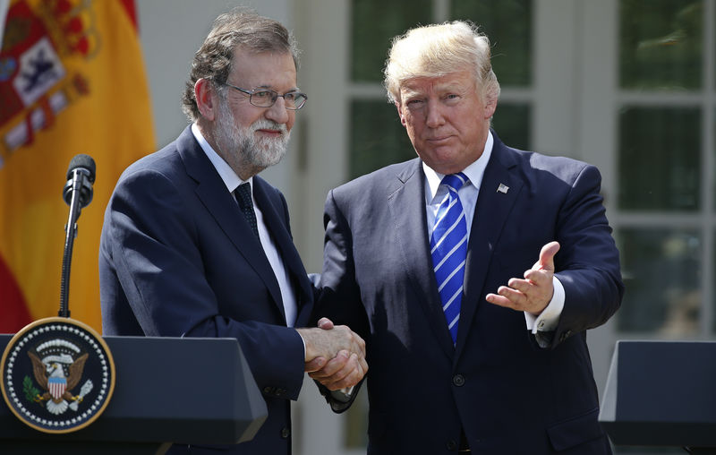 © Reuters. Preguntado por Cataluña, Trump dice que España debería permanecer unida