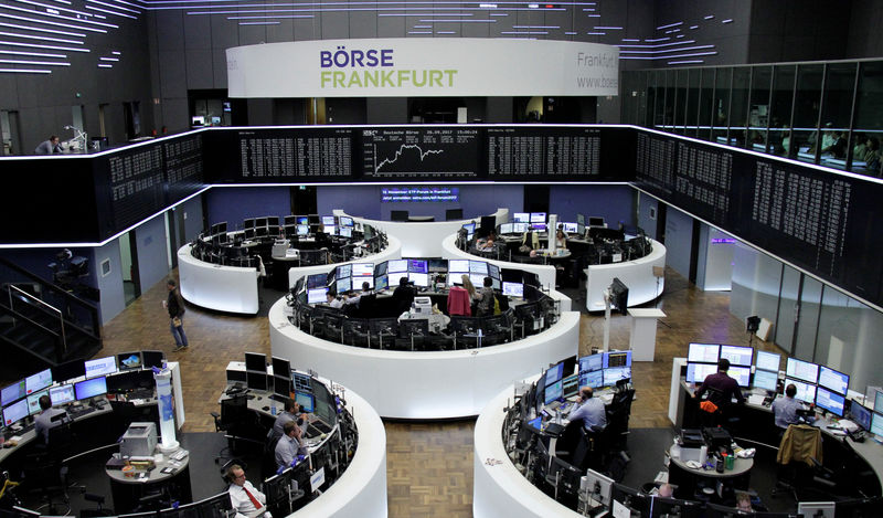 © Reuters. Las bolsas europeas alcanzan máximos de 10 semanas tras acuerdo entre Alstom y Siemens