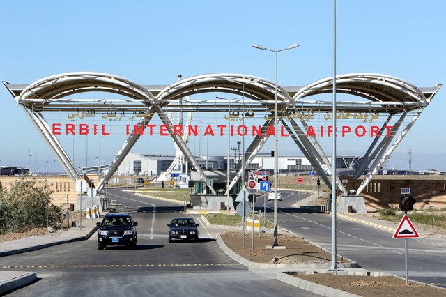 © Reuters. Entrada do Aeroporto Internacional de Erbil, no Iraque