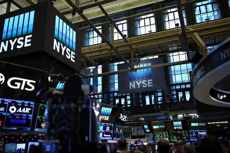 © Reuters. General view of the New York Stock Exchange (NYSE) in Manhattan