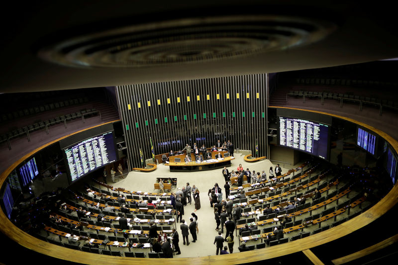 © Reuters. Vista geral do plenário da Câmara em Brasília