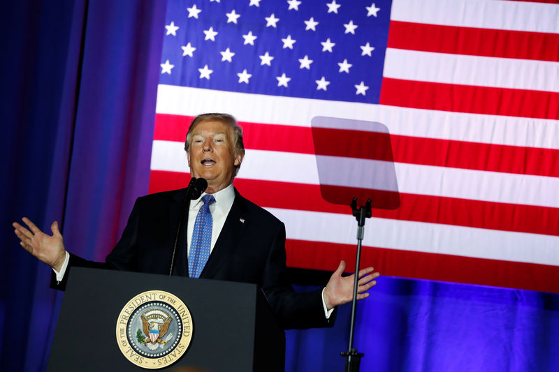 © Reuters. Trump delivers remarks on proposed changes to the tax code at an event in Indianapolis